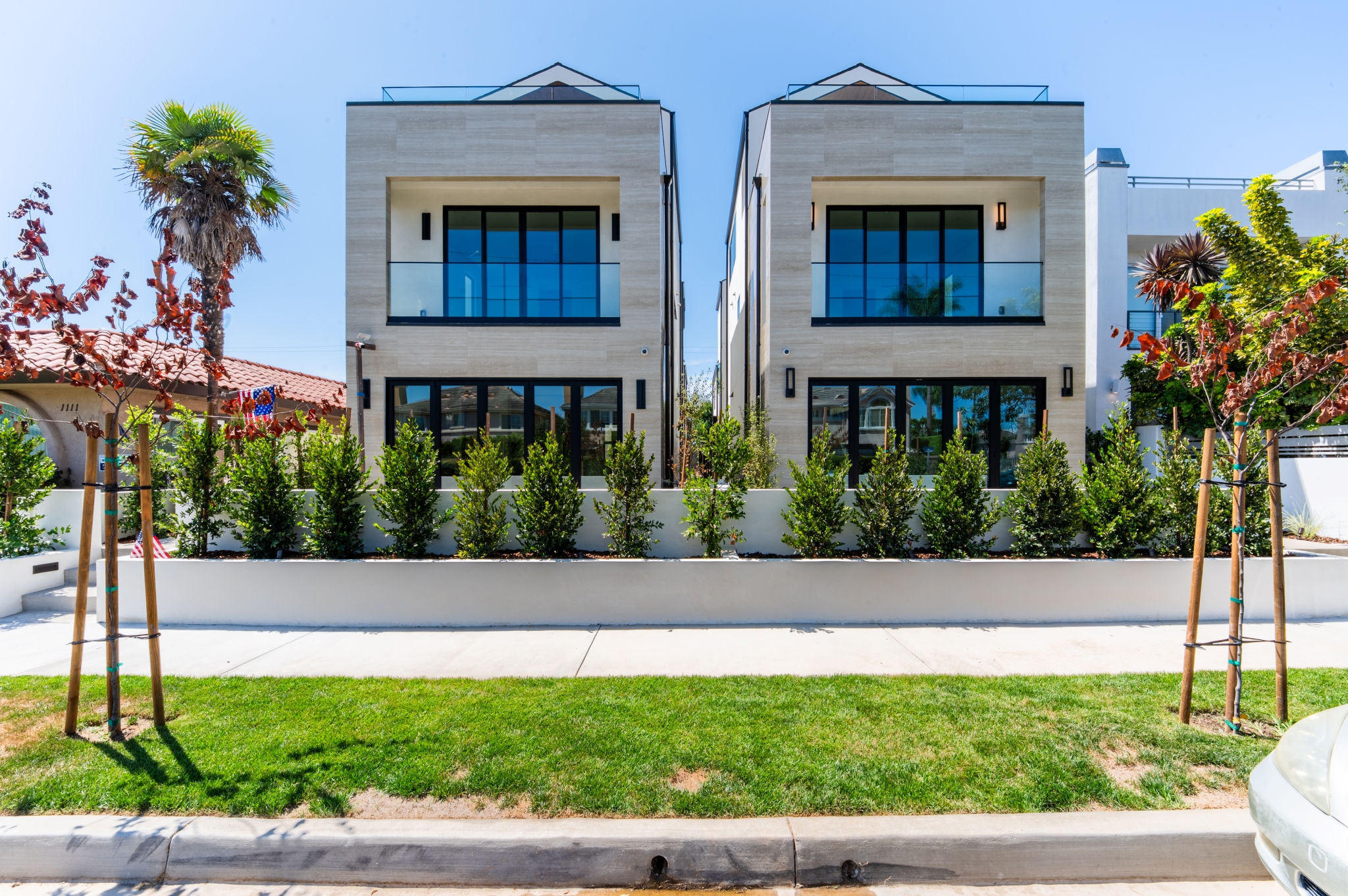 1113 & 1115 Florida Street, Huntington Beach, CA.